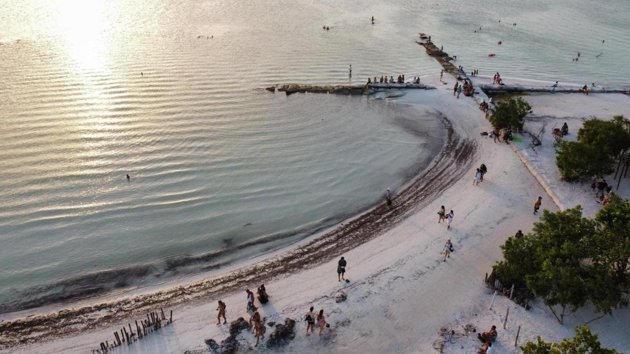 Beach Guesthouse Holbox Apartments & Suites Εξωτερικό φωτογραφία